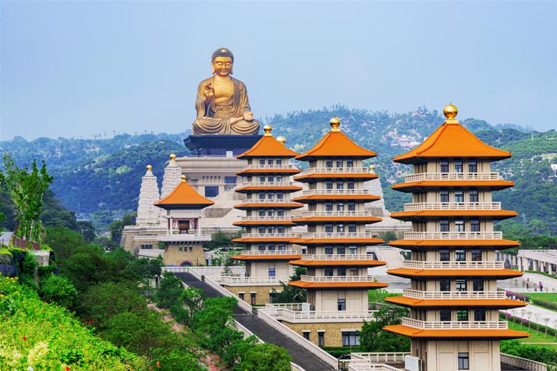 Cao Hùng – Ga Formosa  - Chợ Phùng Giáp – Đài Trung